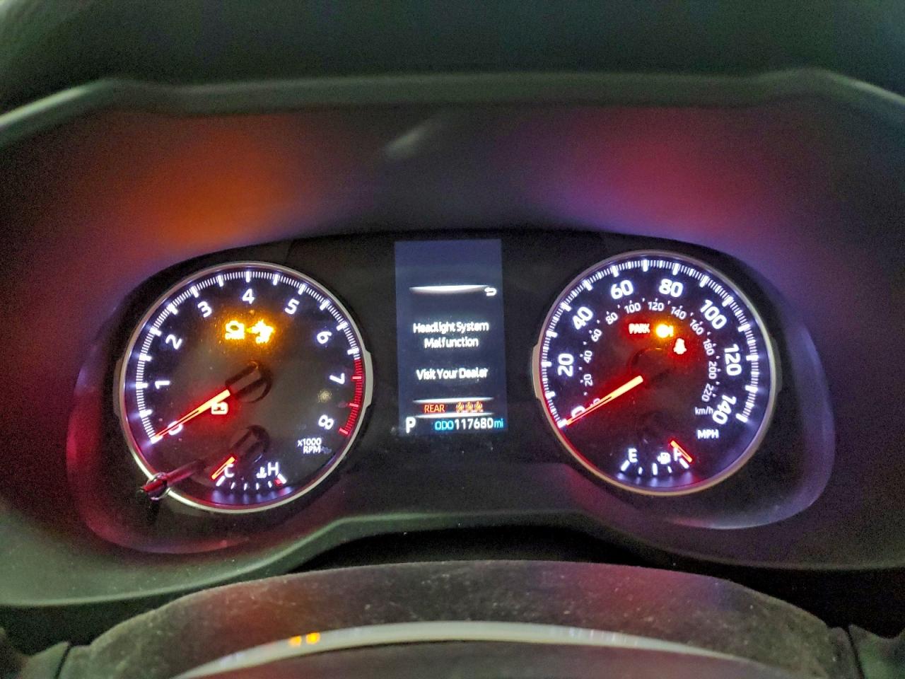 2021 TOYOTA RAV4 LE photo 9