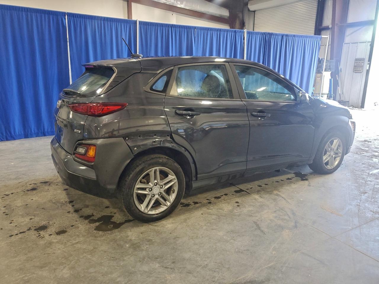 2020 HYUNDAI KONA SE photo 3