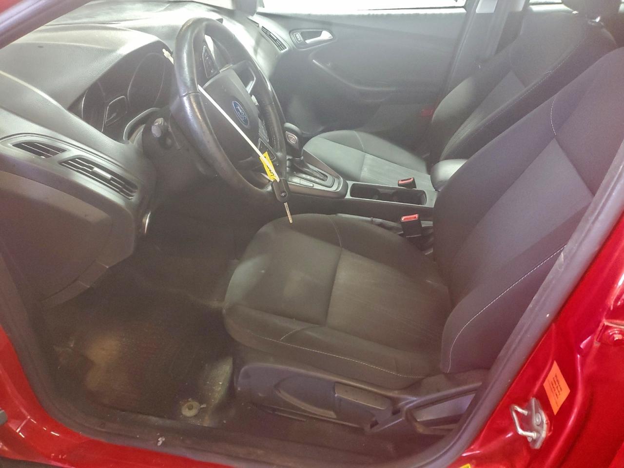 2017 FORD FOCUS SEL photo 7