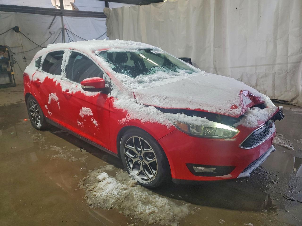 2017 FORD FOCUS SEL photo 4