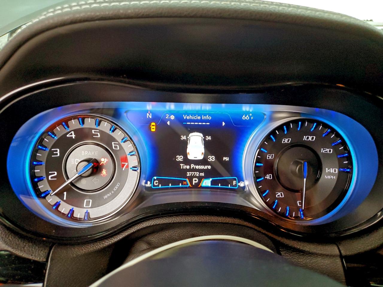 2023 CHRYSLER 300 S photo 9