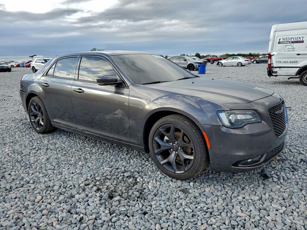 2023 CHRYSLER 300 S photo 4