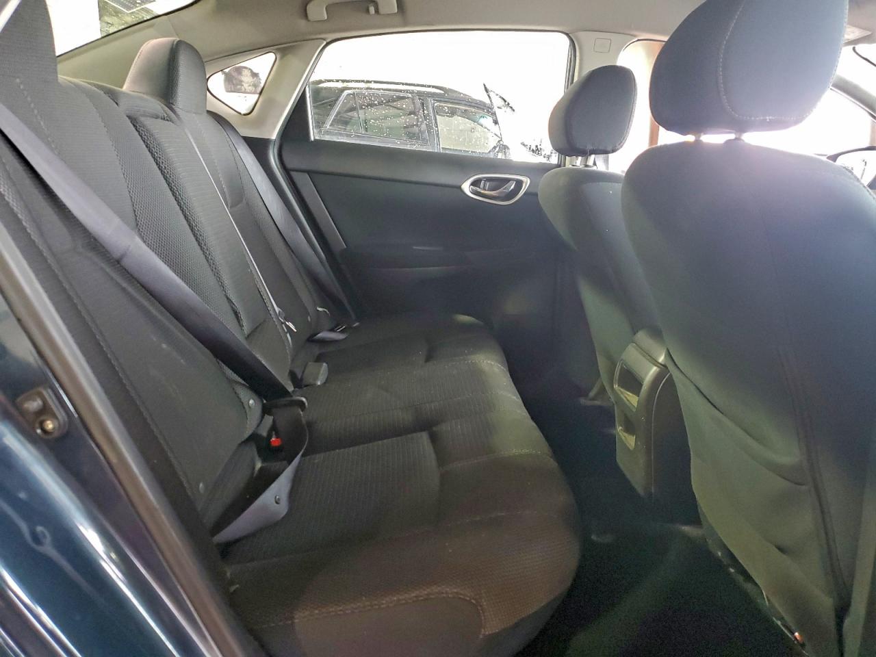 2013 NISSAN SENTRA S photo 10