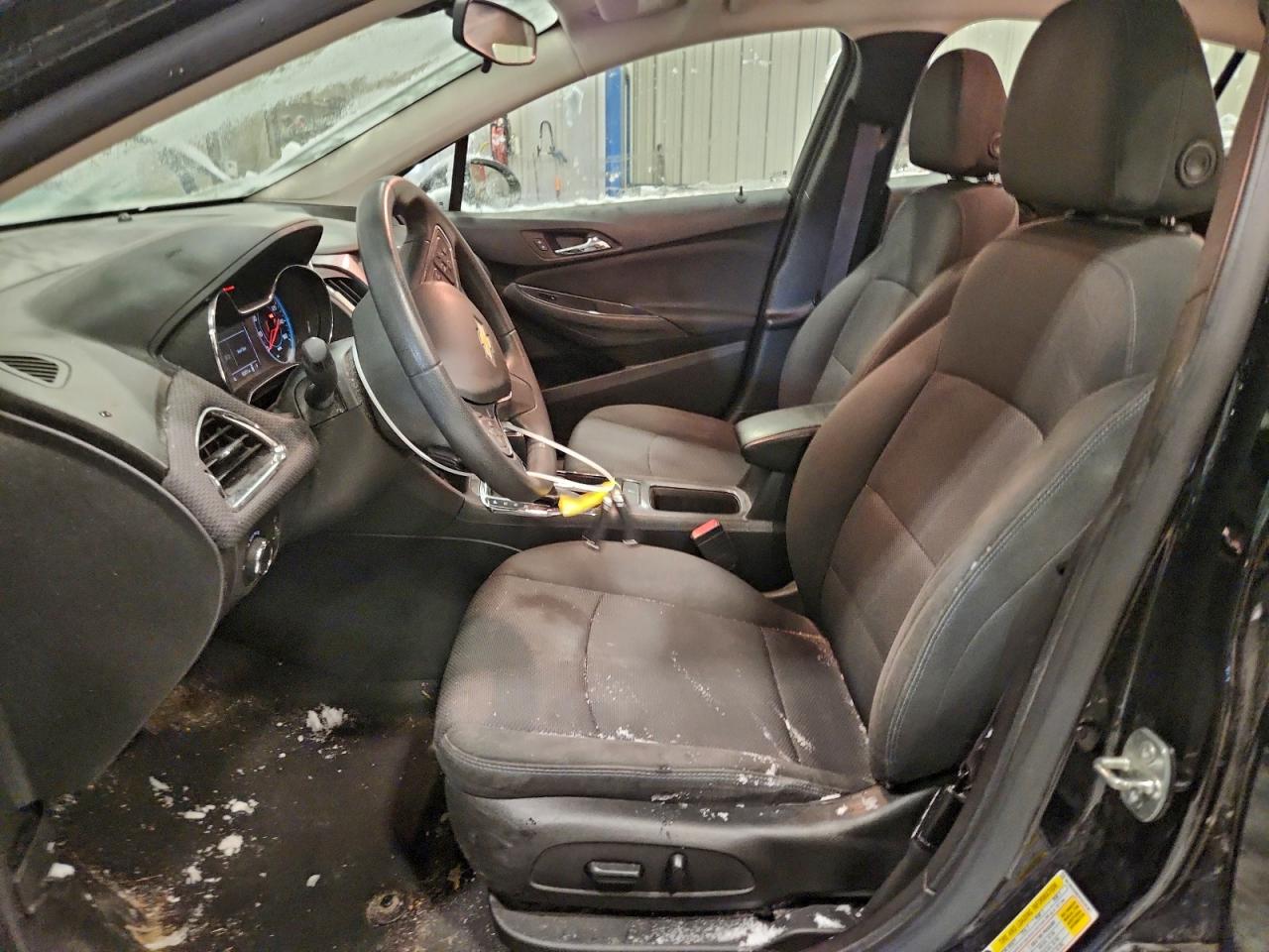 2017 CHEVROLET CRUZE LT photo 7