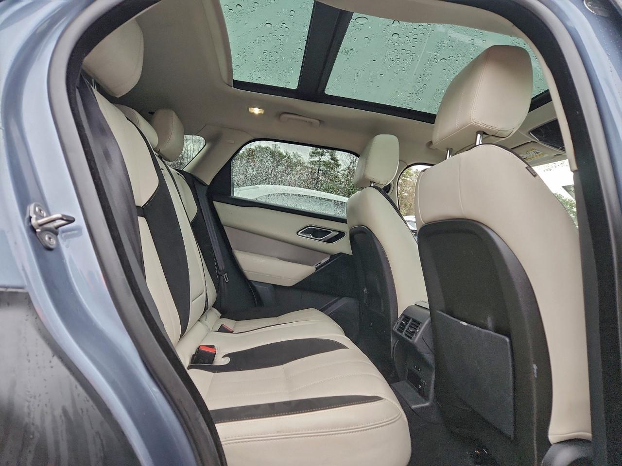 2019 LAND ROVER RANGE ROVER VELAR S photo 21