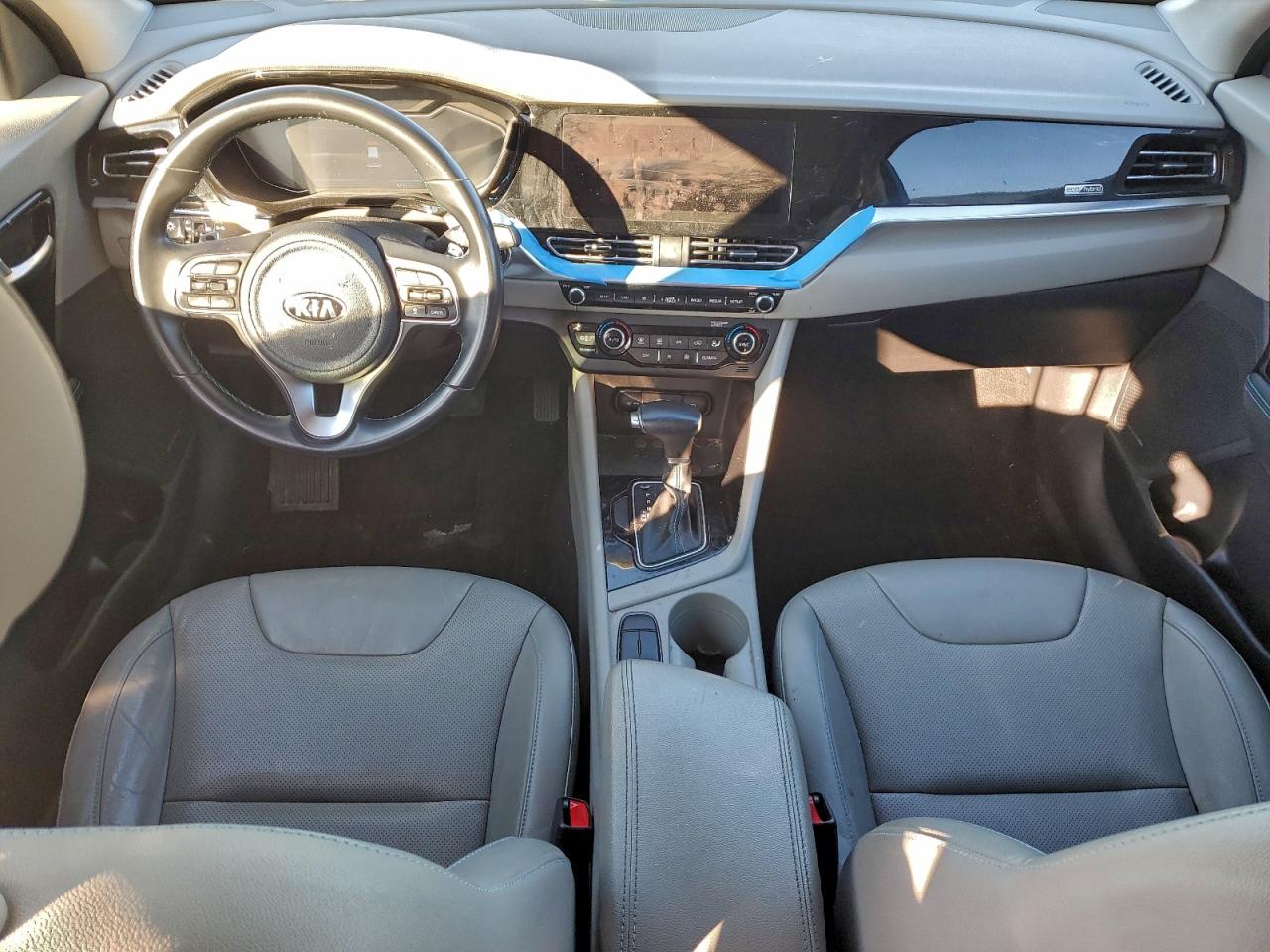 2021 KIA NIRO TOURING photo 8