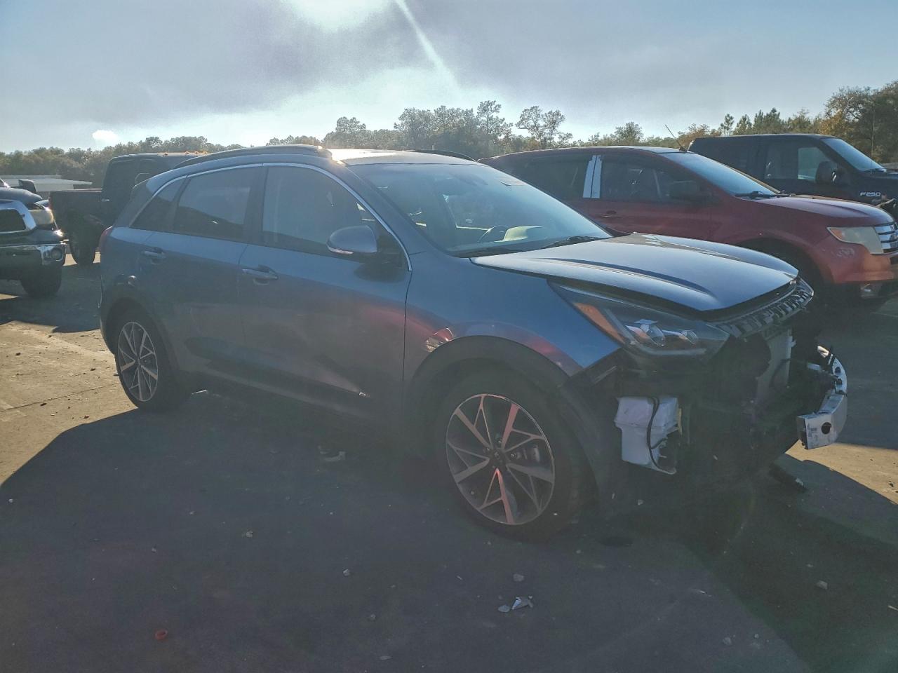 2021 KIA NIRO TOURING photo 4