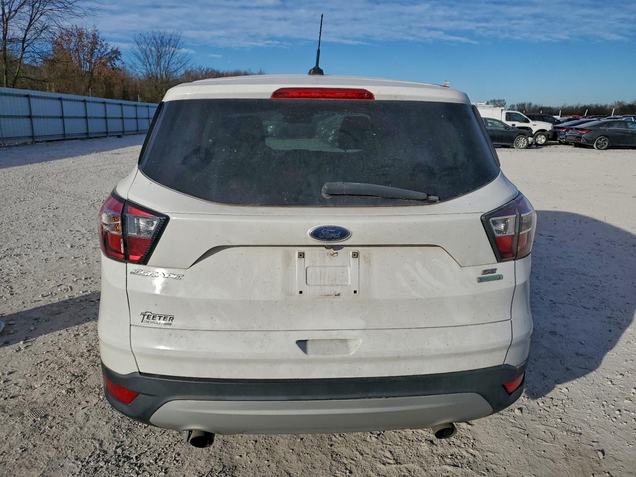 2017 FORD ESCAPE SE photo 6