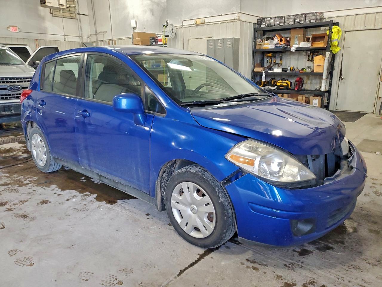 2011 NISSAN VERSA S photo 4
