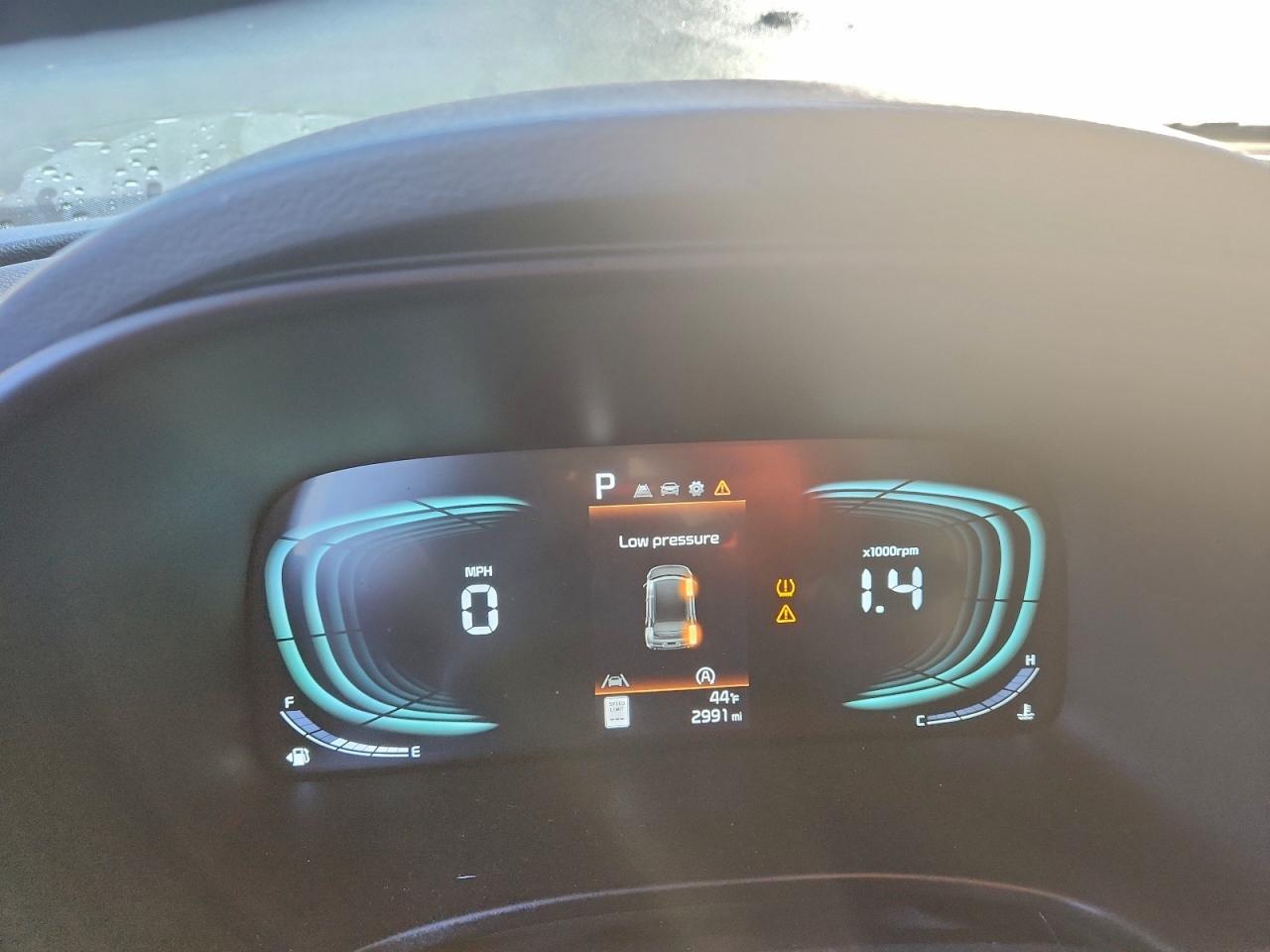 2025 KIA SOUL LX photo 9
