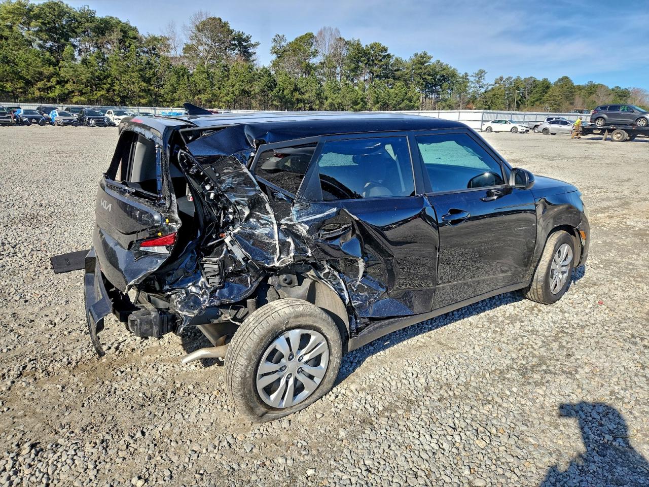 2025 KIA SOUL LX photo 3