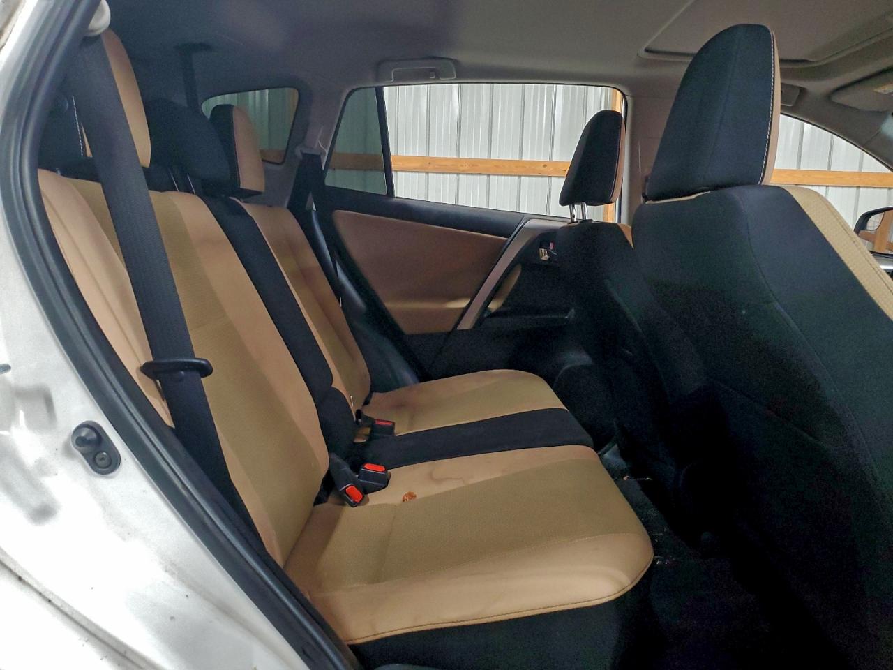2017 TOYOTA RAV4 XLE photo 21