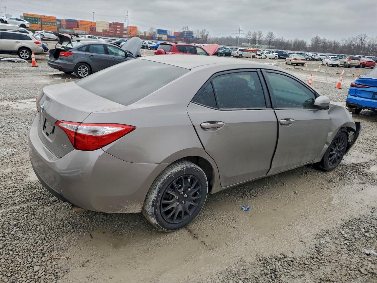 2014 TOYOTA COROLLA L photo 3