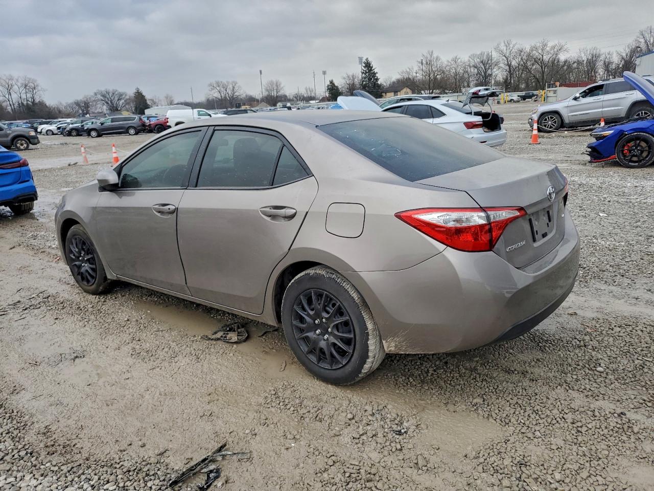 2014 TOYOTA COROLLA L photo 2