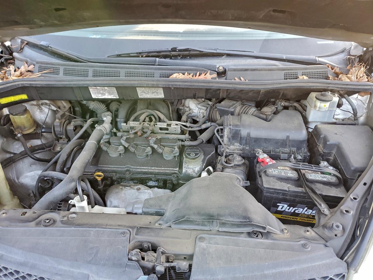 2004 TOYOTA SIENNA XLE photo 12