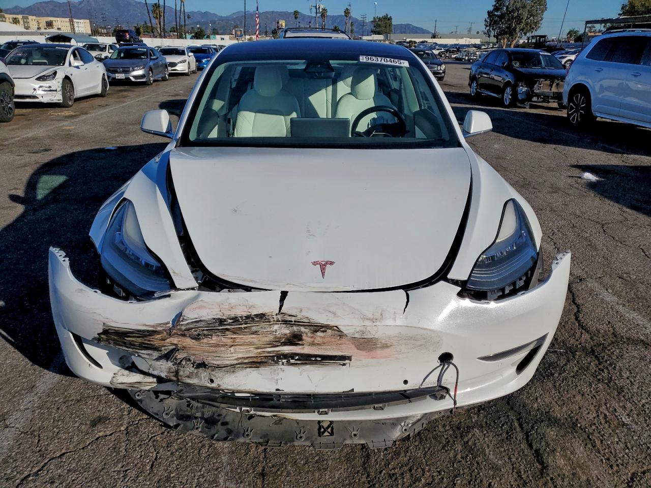 2018 TESLA MODEL 3 photo 5