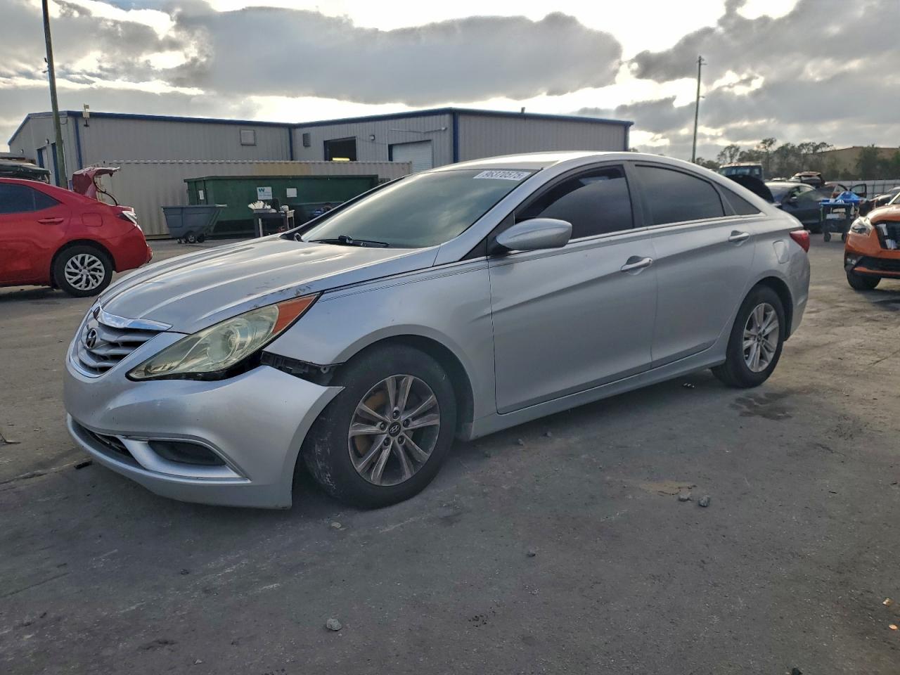 2013 HYUNDAI SONATA