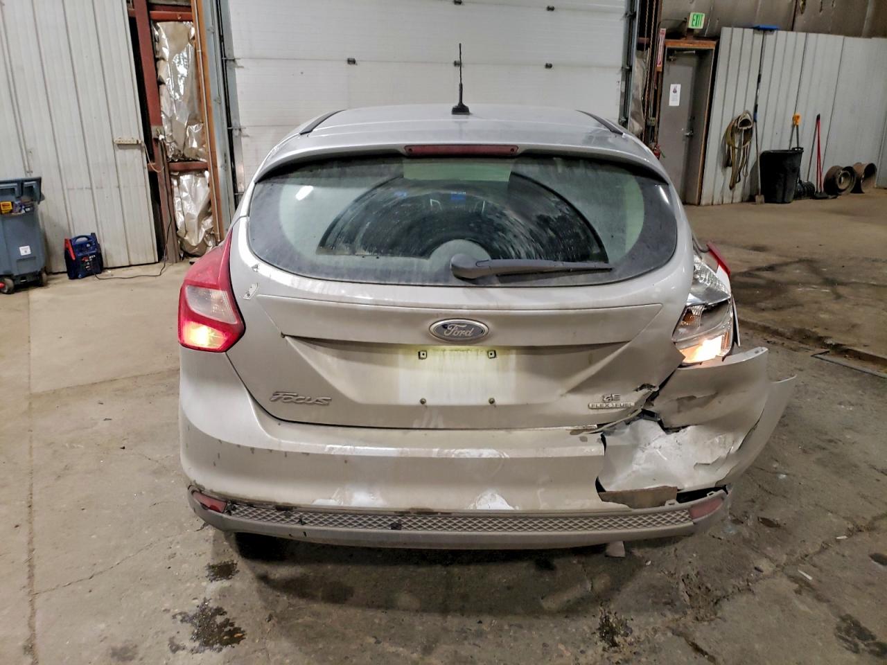 2013 FORD FOCUS SE photo 6