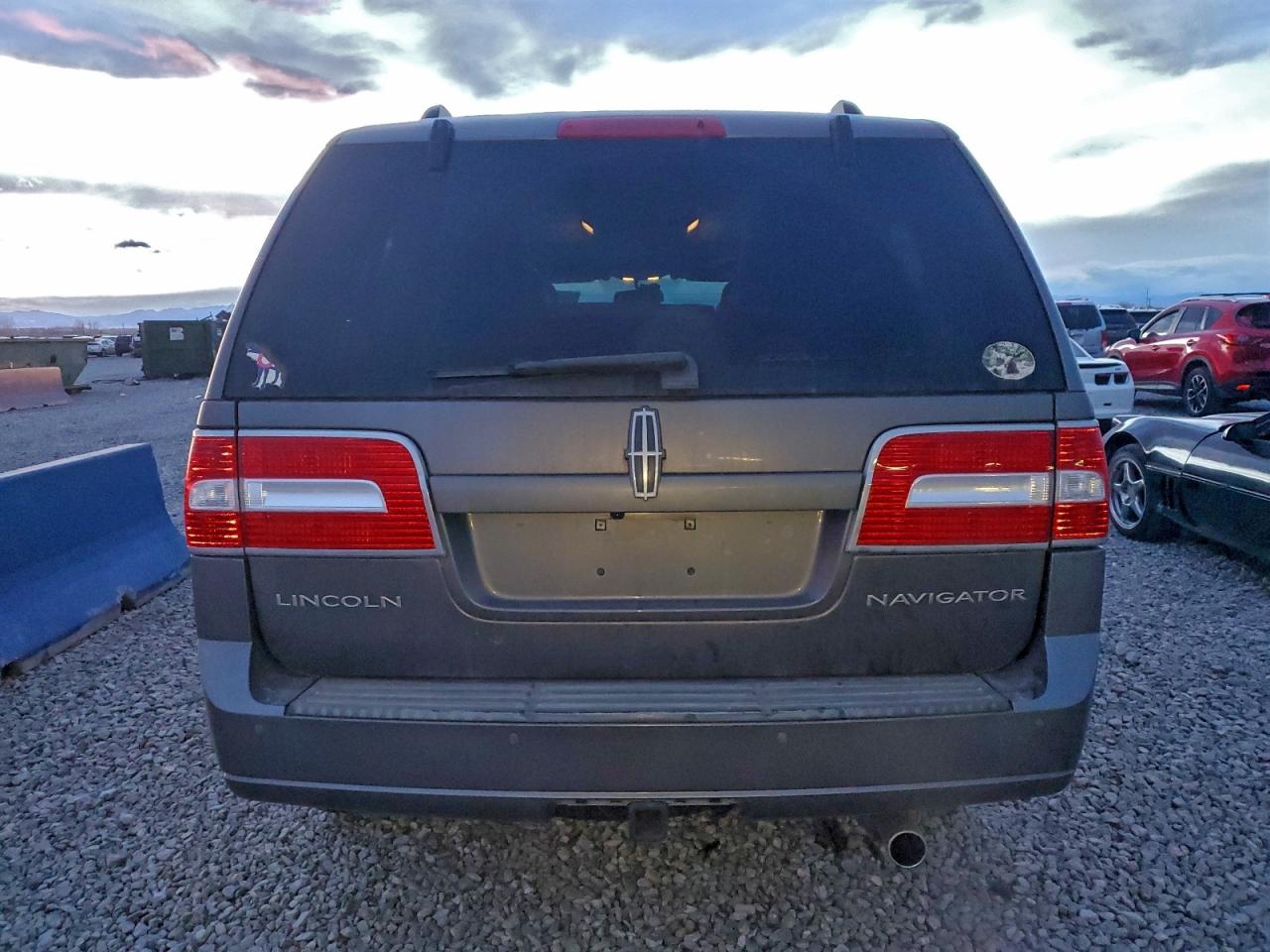 2013 LINCOLN NAVIGATOR photo 6