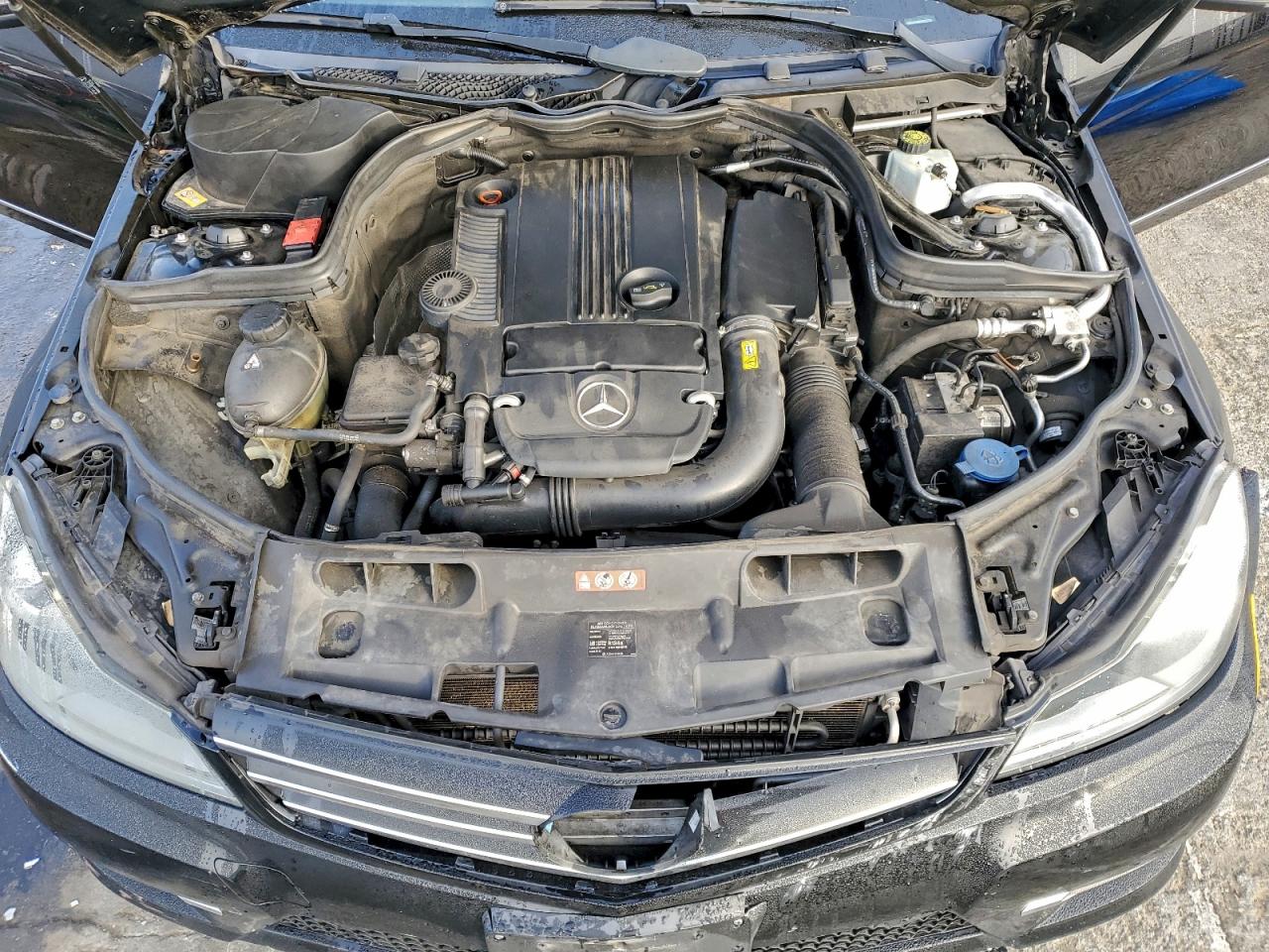 2014 MERCEDES-BENZ C 250 photo 11