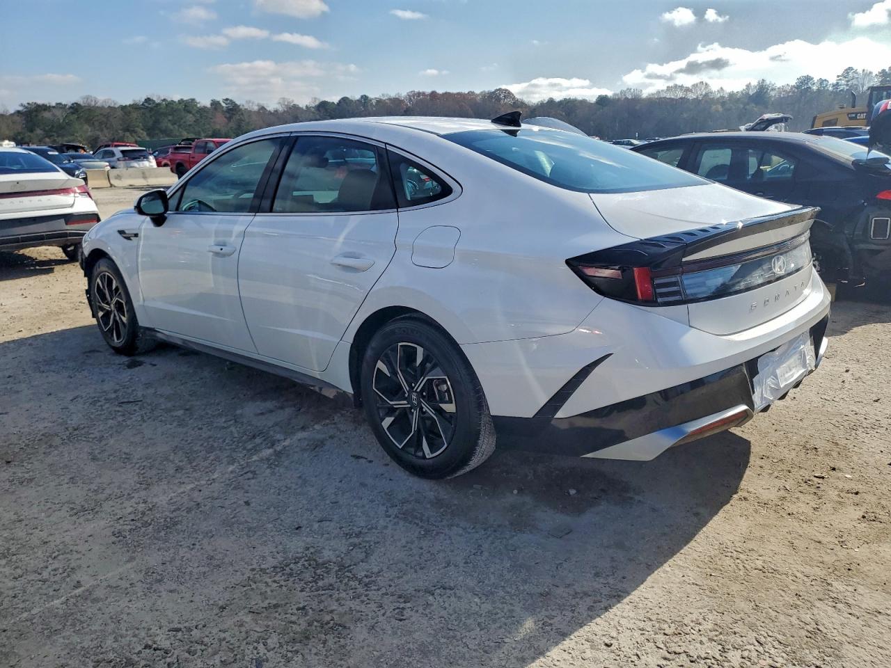 2025 HYUNDAI SONATA SEL photo 4