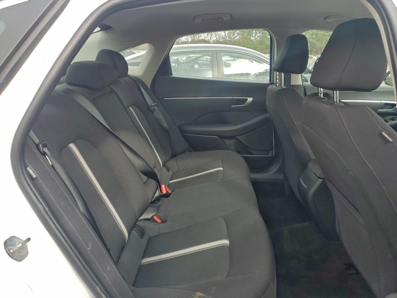 2025 HYUNDAI SONATA SEL photo 28