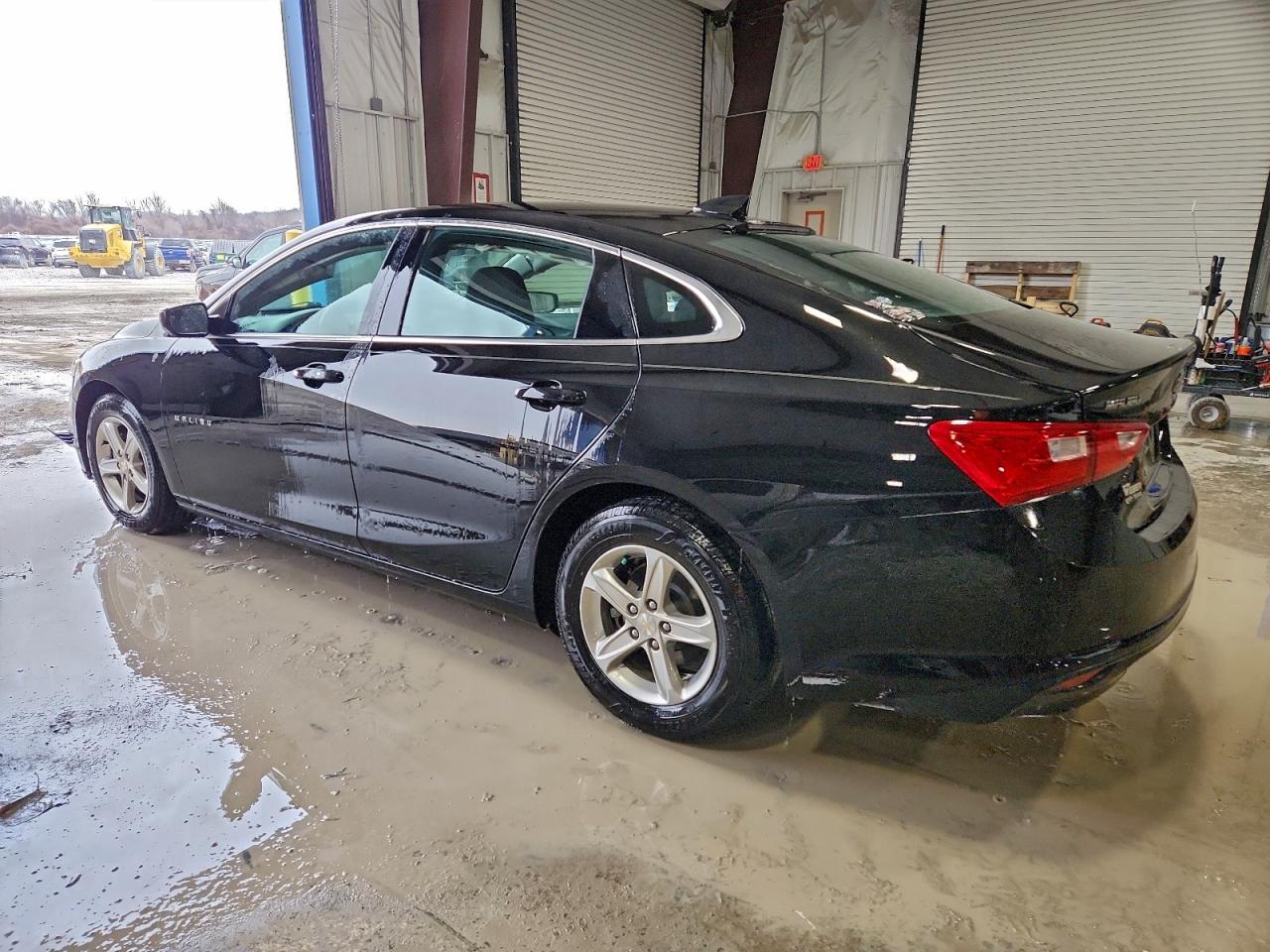 2021 CHEVROLET MALIBU LS photo 2