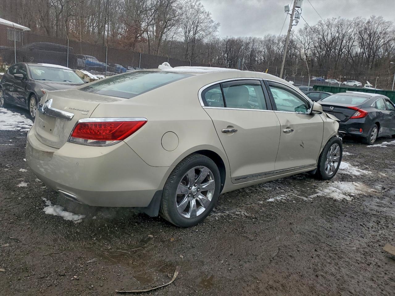 2011 BUICK LACROSSE CXS photo 3
