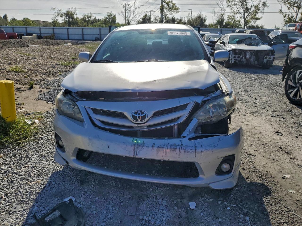2013 TOYOTA COROLLA BASE photo 9