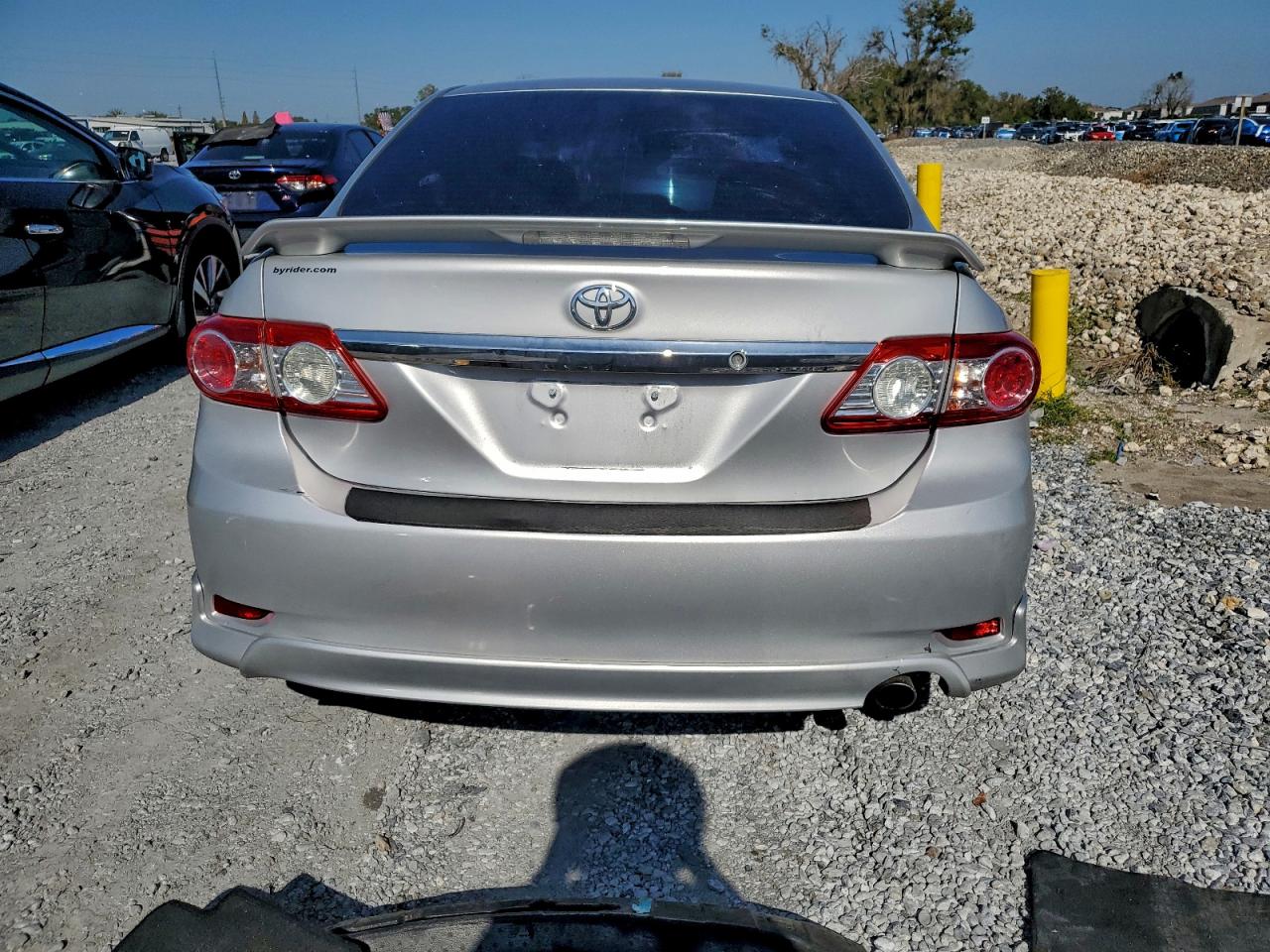 2013 TOYOTA COROLLA BASE photo 11