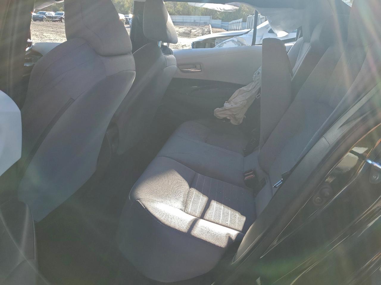 2025 TOYOTA COROLLA SE photo 19