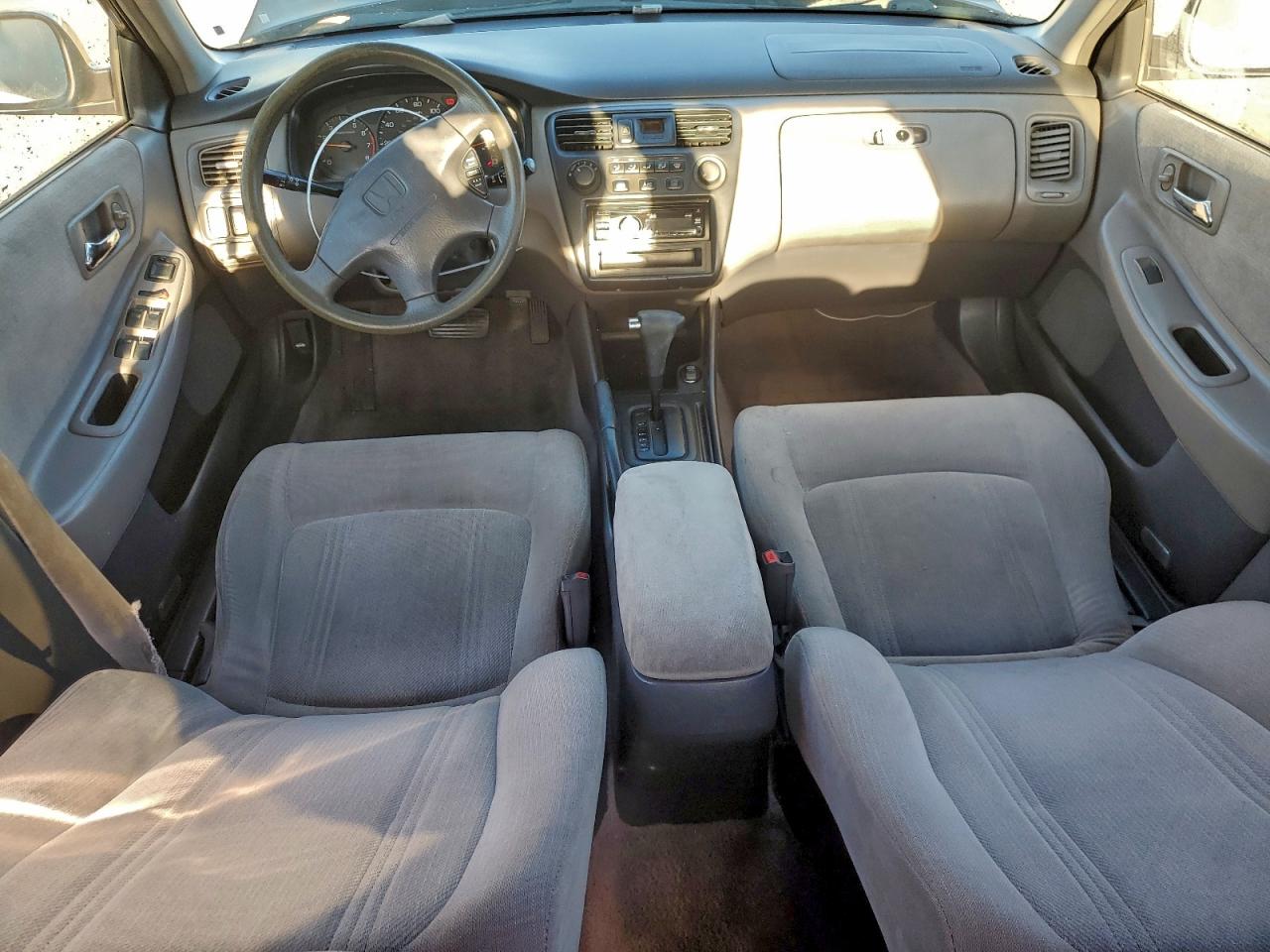 1999 HONDA ACCORD LX photo 22