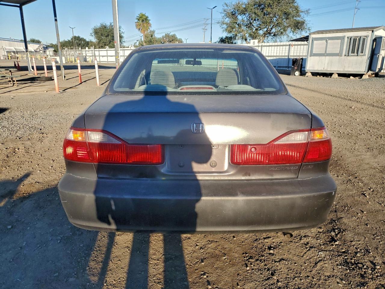 1999 HONDA ACCORD LX photo 16