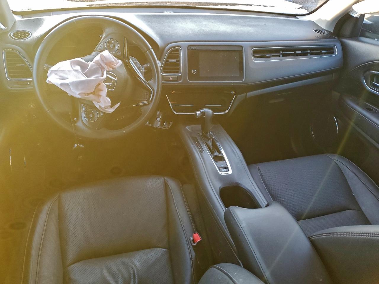 2019 HONDA HR-V TOURING photo 8