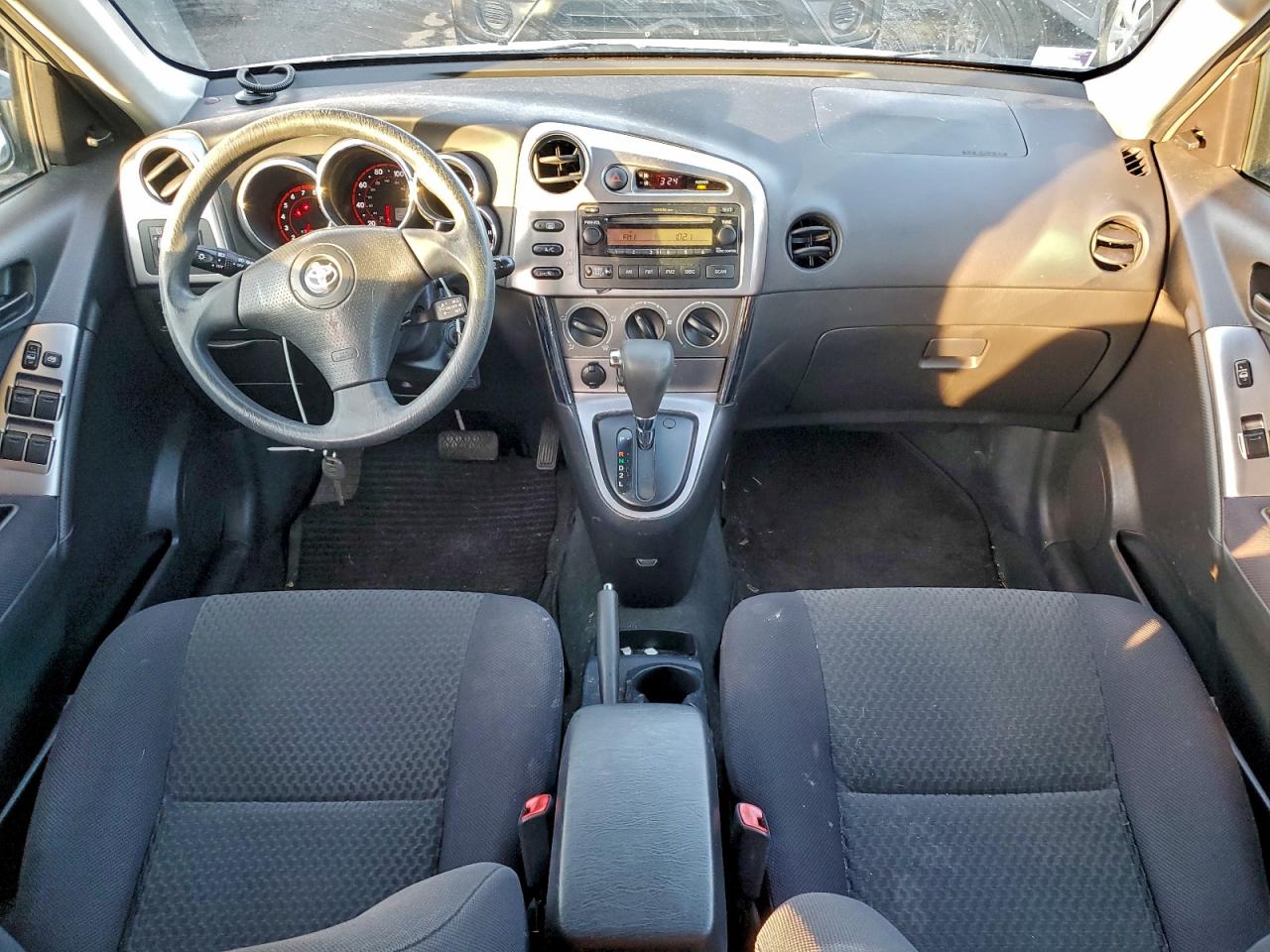 2006 TOYOTA COROLLA MATRIX XR photo 8