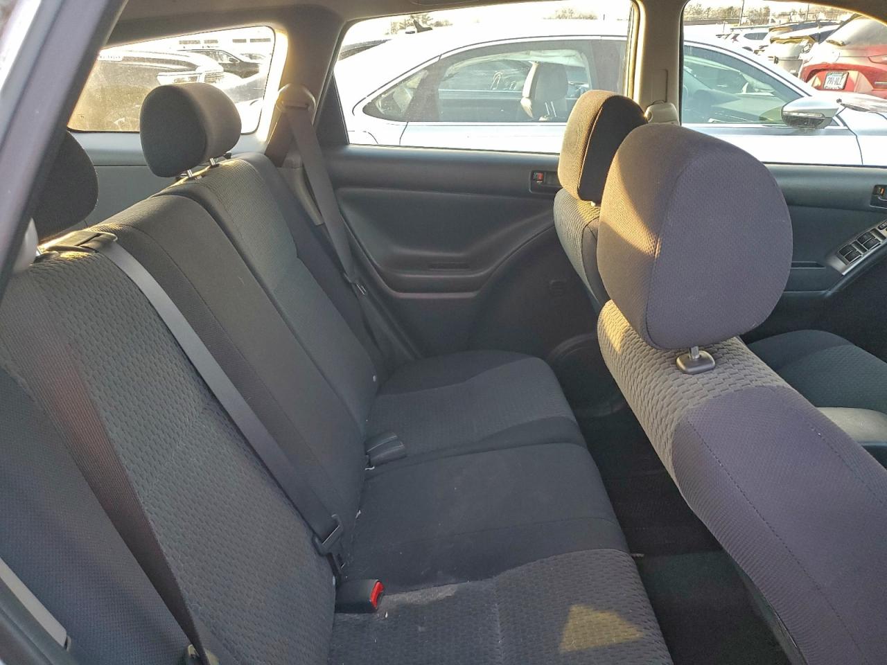 2006 TOYOTA COROLLA MATRIX XR photo 10