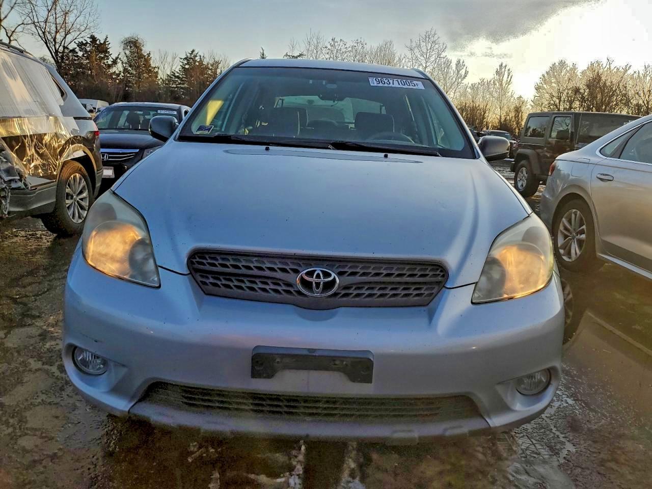 2006 TOYOTA COROLLA MATRIX XR photo 5