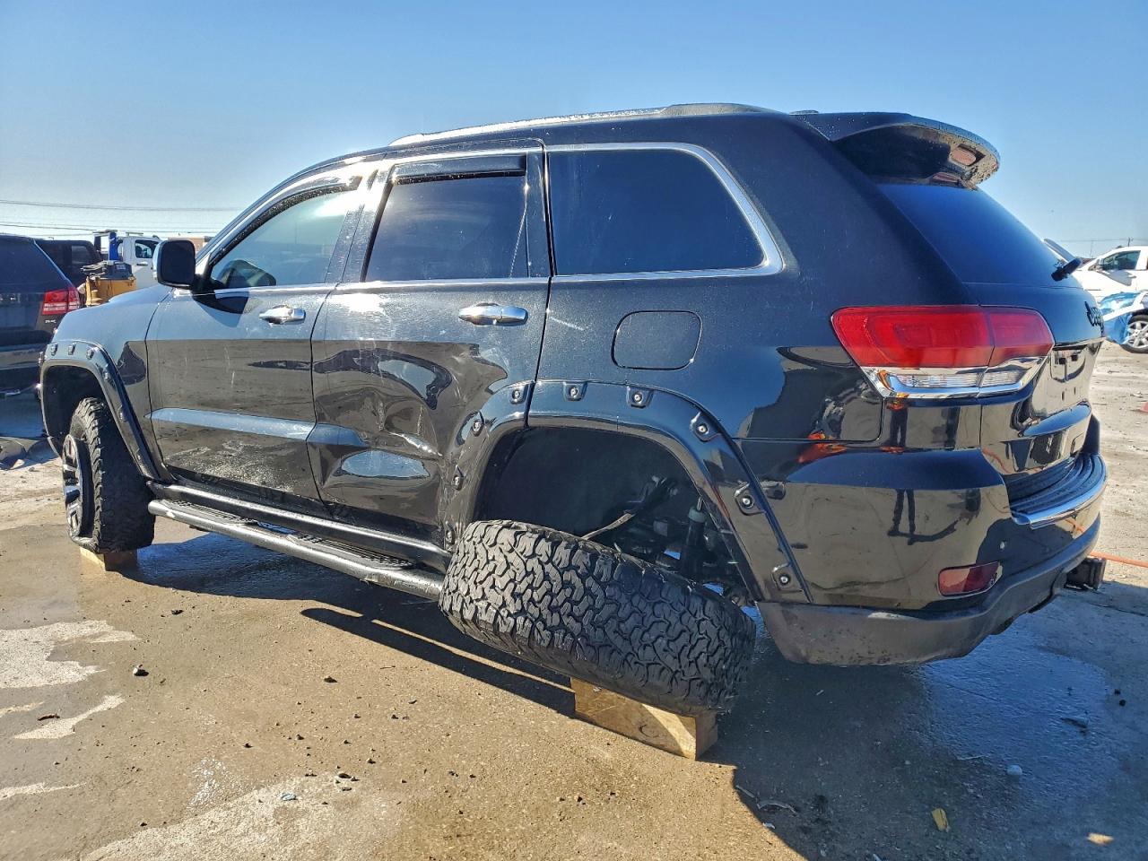 2015 JEEP GRAND CHEROKEE LIMITED photo 2
