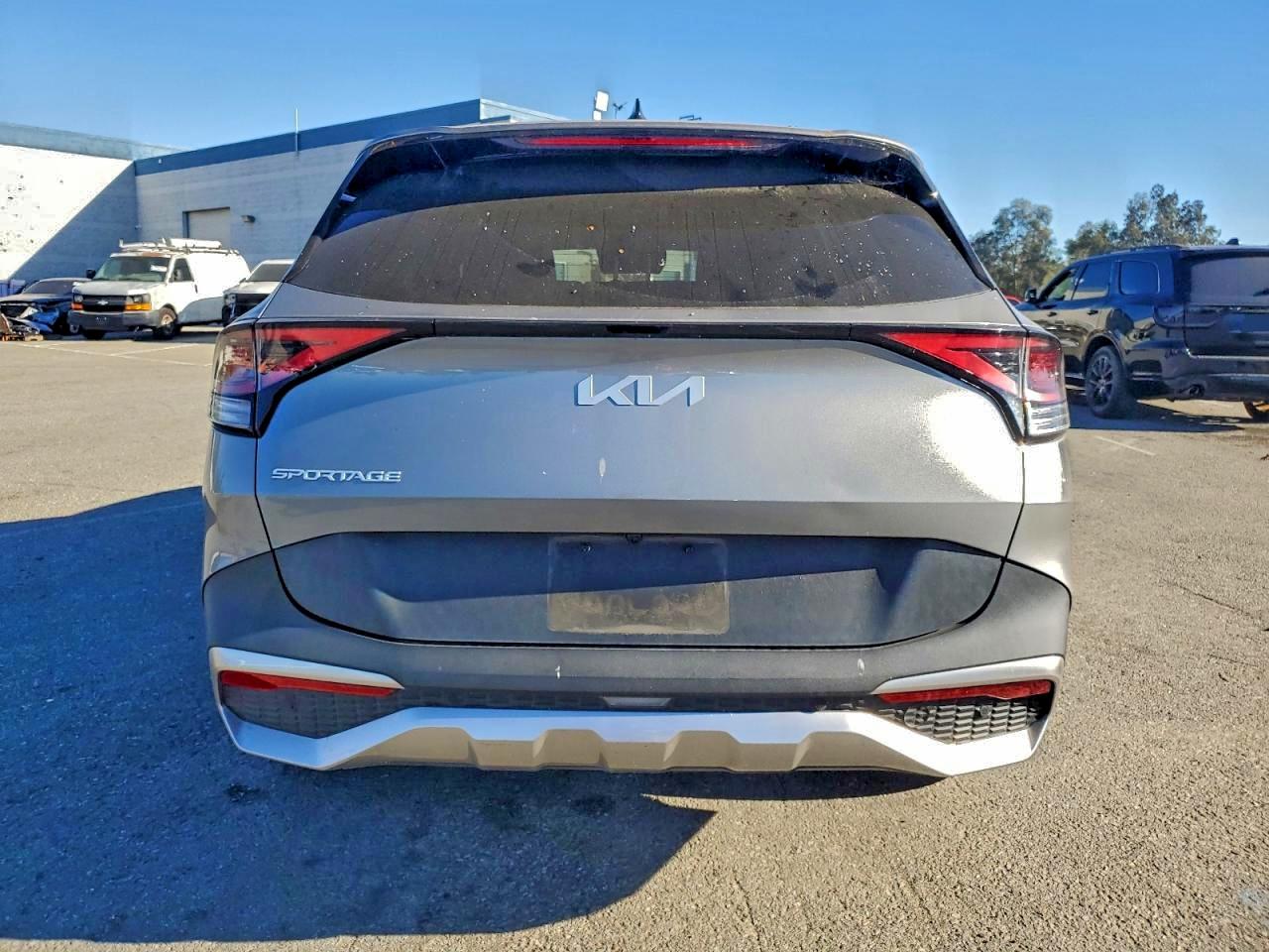 2023 KIA SPORTAGE LX photo 16