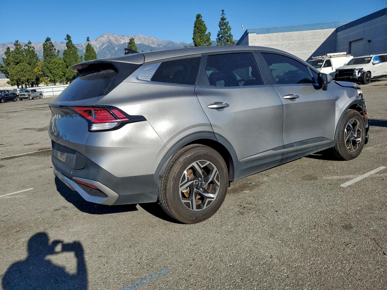 2023 KIA SPORTAGE LX photo 7