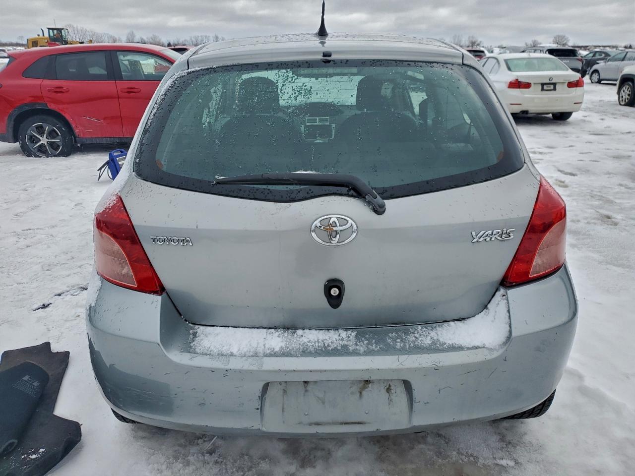 2007 TOYOTA YARIS photo 6