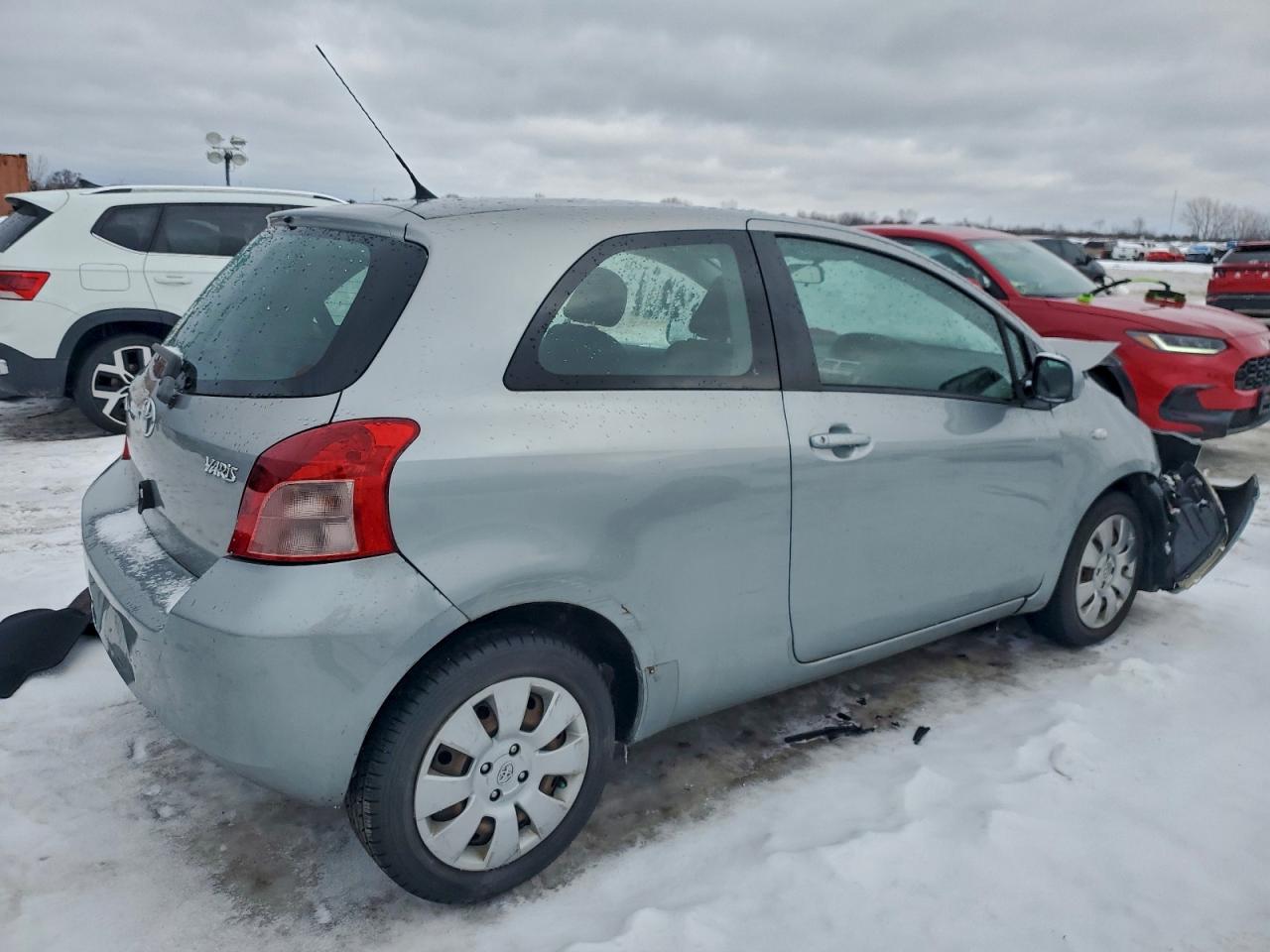 2007 TOYOTA YARIS photo 3