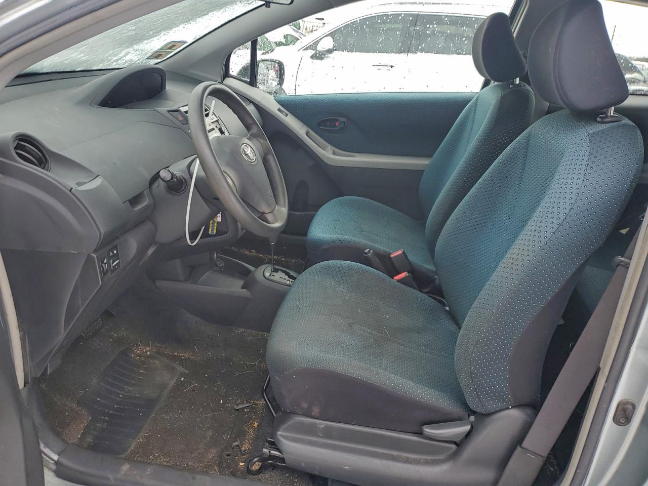 2007 TOYOTA YARIS photo 7