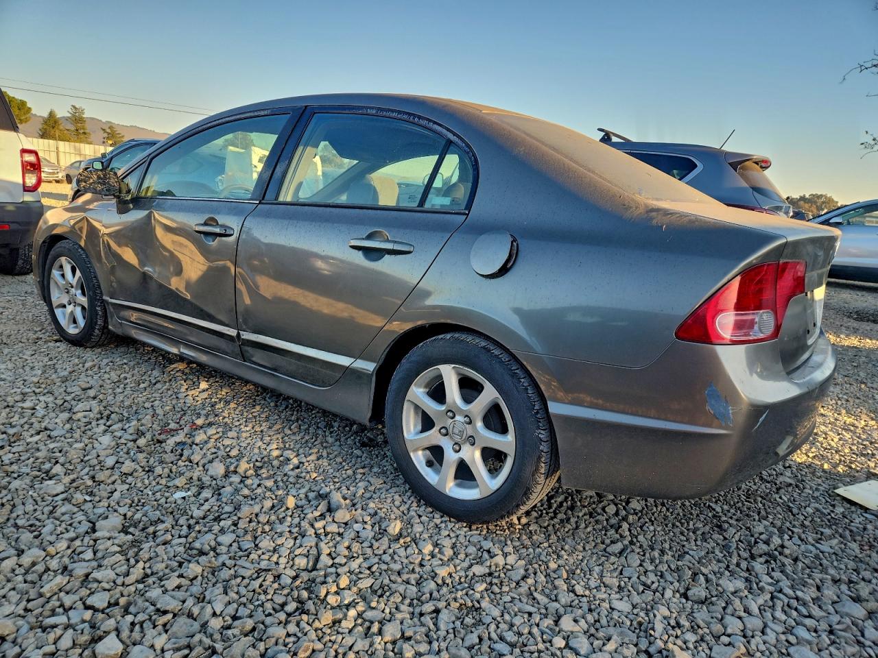 2006 HONDA CIVIC LX photo 2