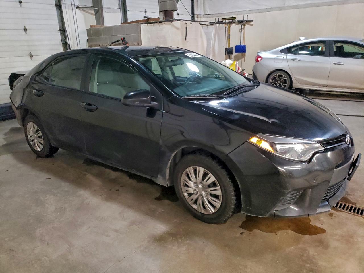 2014 TOYOTA COROLLA L photo 4