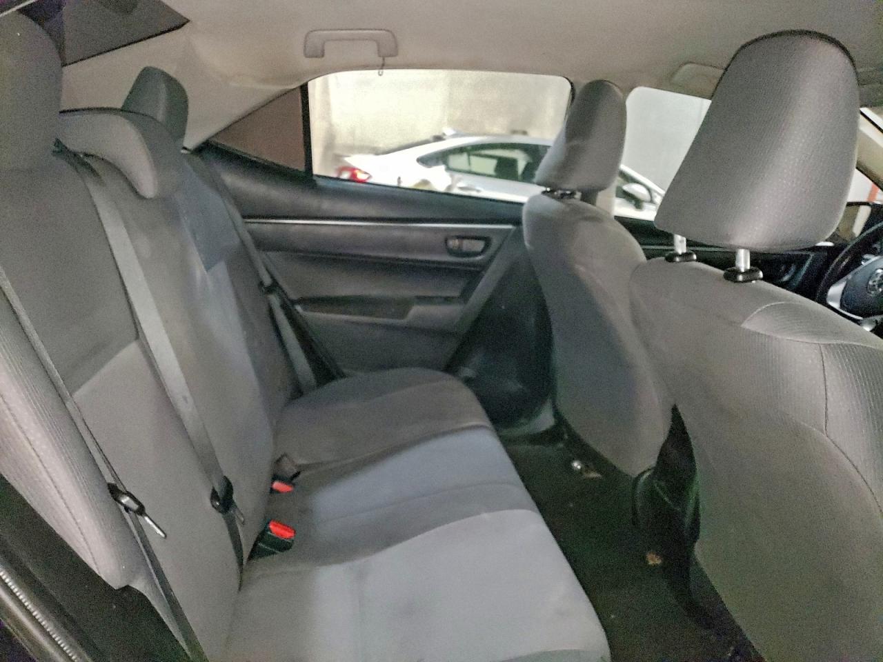 2014 TOYOTA COROLLA L photo 10