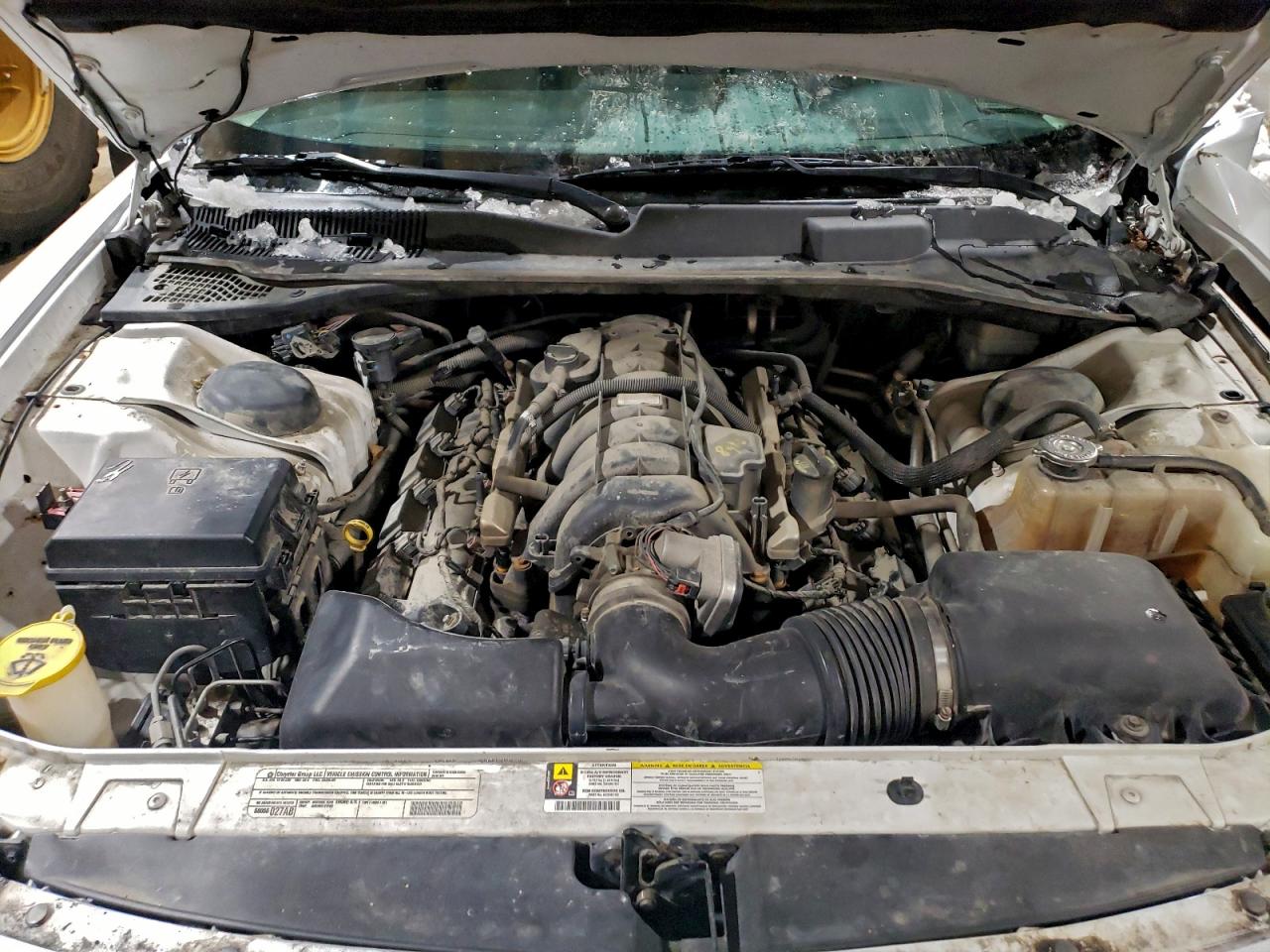 2010 DODGE CHARGER photo 11