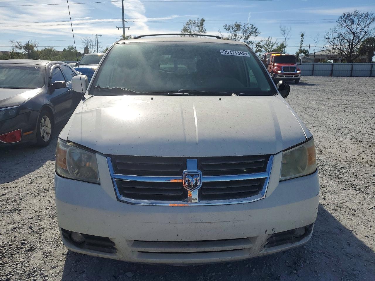 2008 DODGE GRAND CARAVAN SXT photo 5