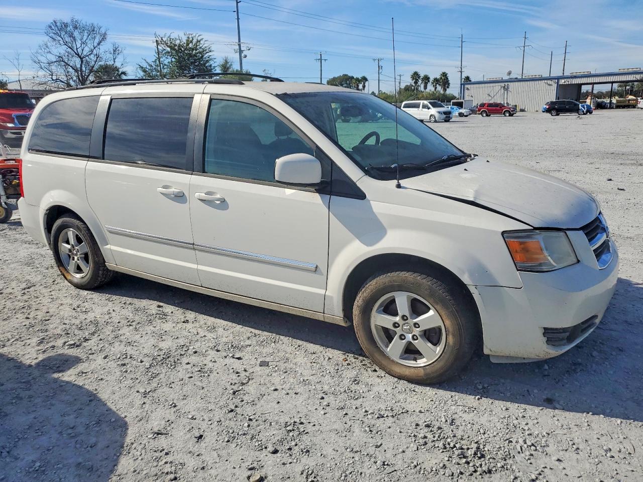 2008 DODGE GRAND CARAVAN SXT photo 4