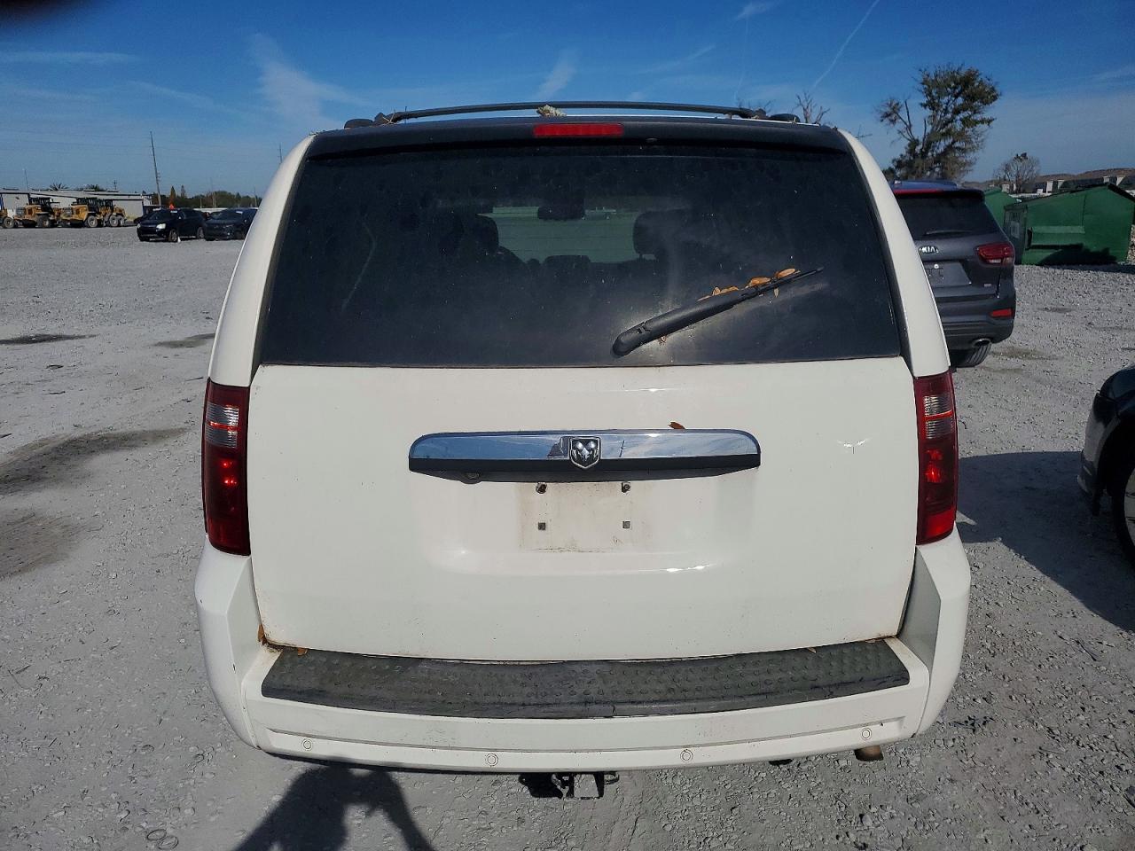 2008 DODGE GRAND CARAVAN SXT photo 6